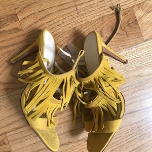 Heels with fringe